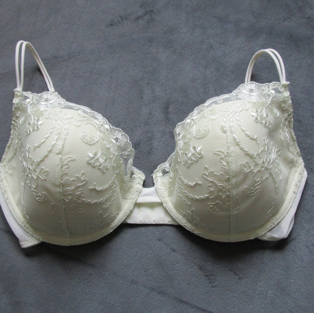 Josie Natori 34D Key Lime Lace Front Demi Cup Bra